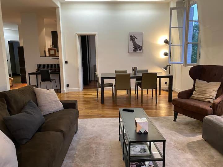 Appartement 3 Chambres Paris 7E Екстер'єр фото